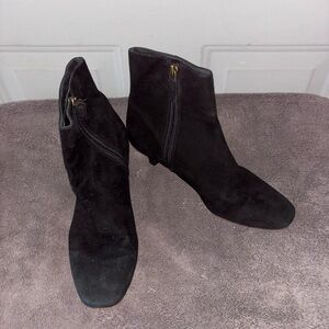 Doen black suede kitten heel ankle boots size 37 EU 6.5 US